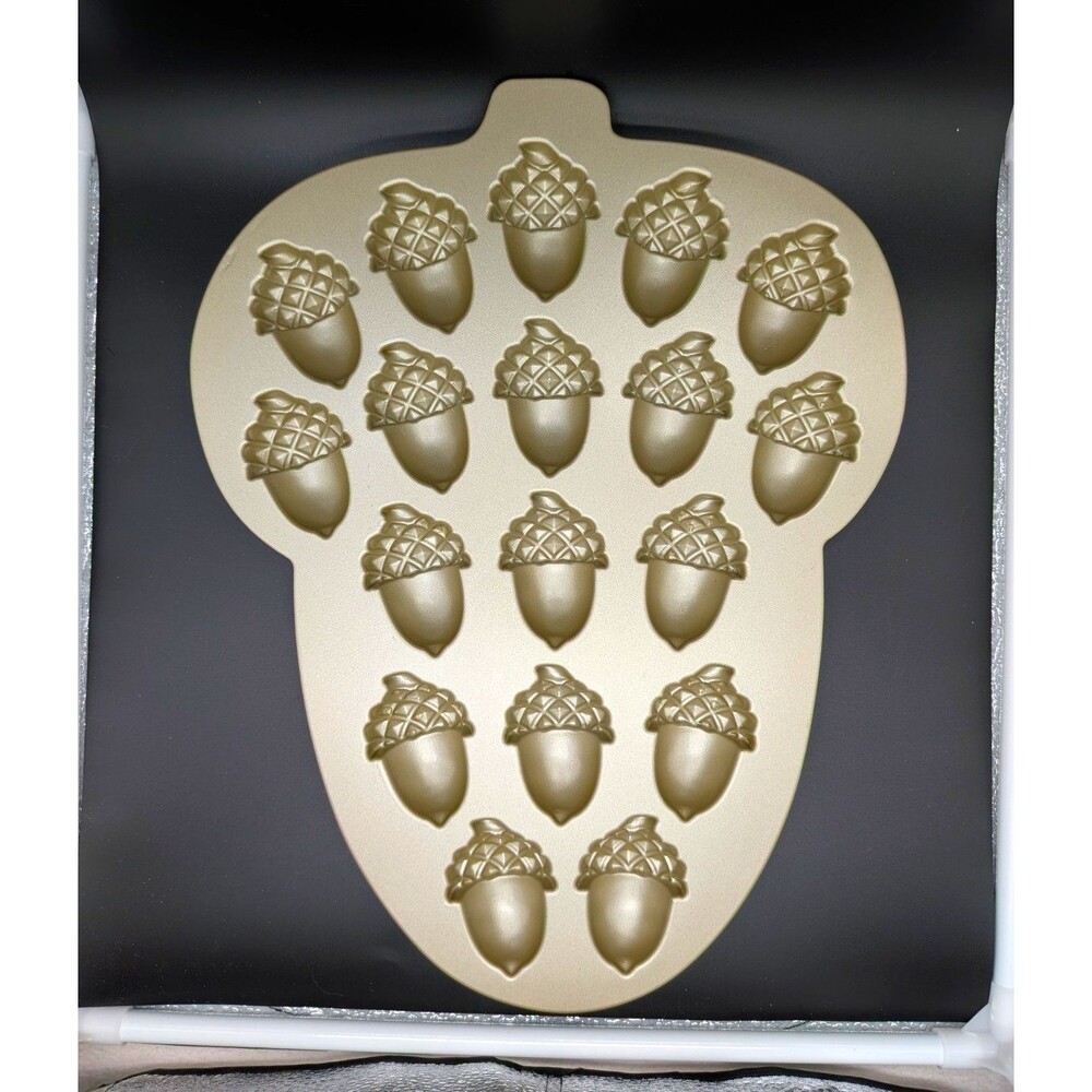 Nonstick 12-Cavity Acorn Cakelet Baking Mold Pan, Metal Gold Tone 12 Cup